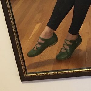 Josef Seibel leather shoes, 38 EU (7.5 US), green.
